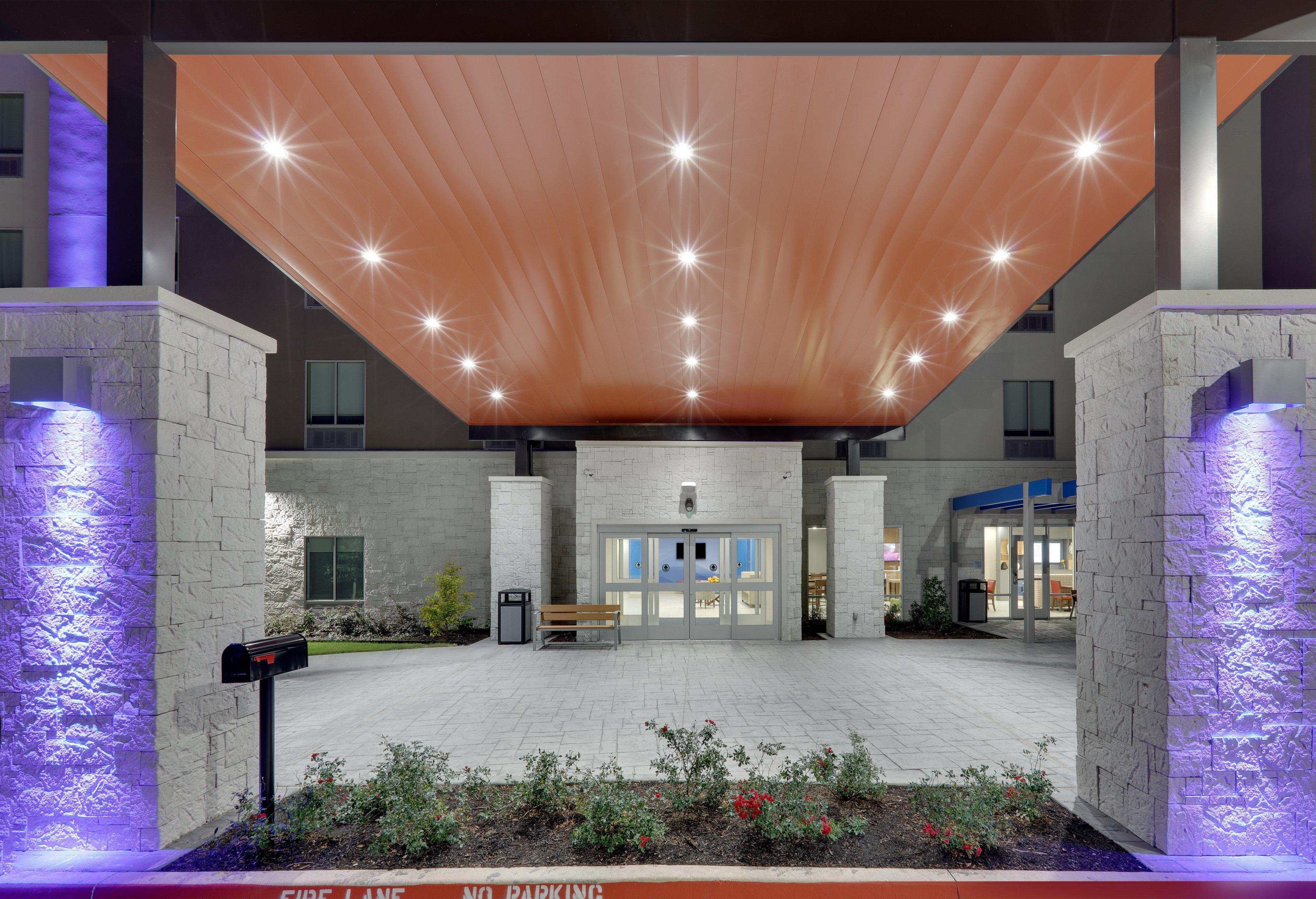 Holiday Inn Express & Suites - Plano - The Colony By Ihg Ngoại thất bức ảnh